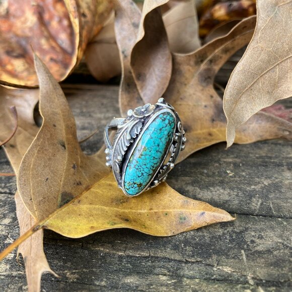 Exceptional Vintage Zuni Raymond Gasper Signed Turquoise Sterling Ornate Ring - Picture 9 of 10